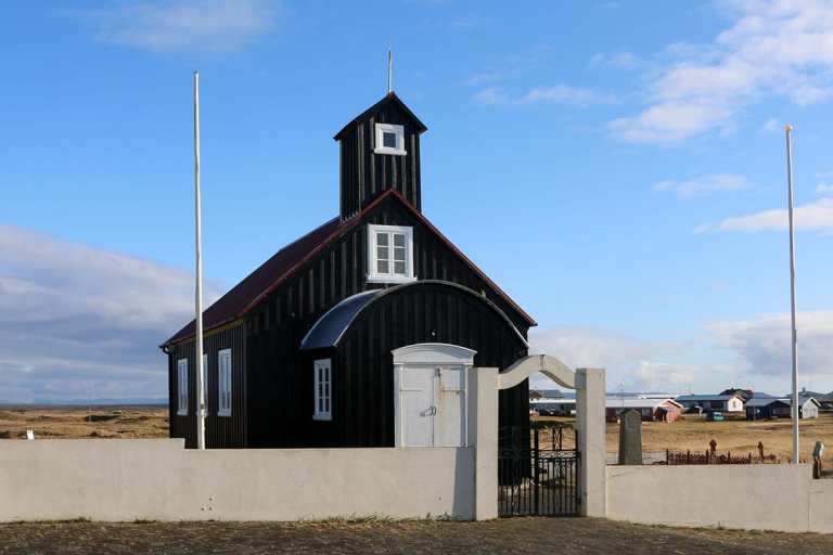 Kirkjuvogskirkja i Höfnum